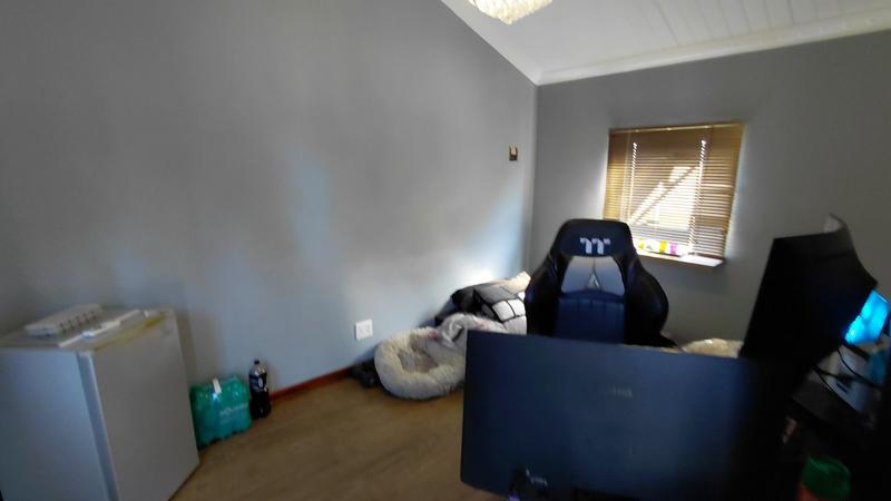 6 Bedroom Property for Sale in Ferreira Free State